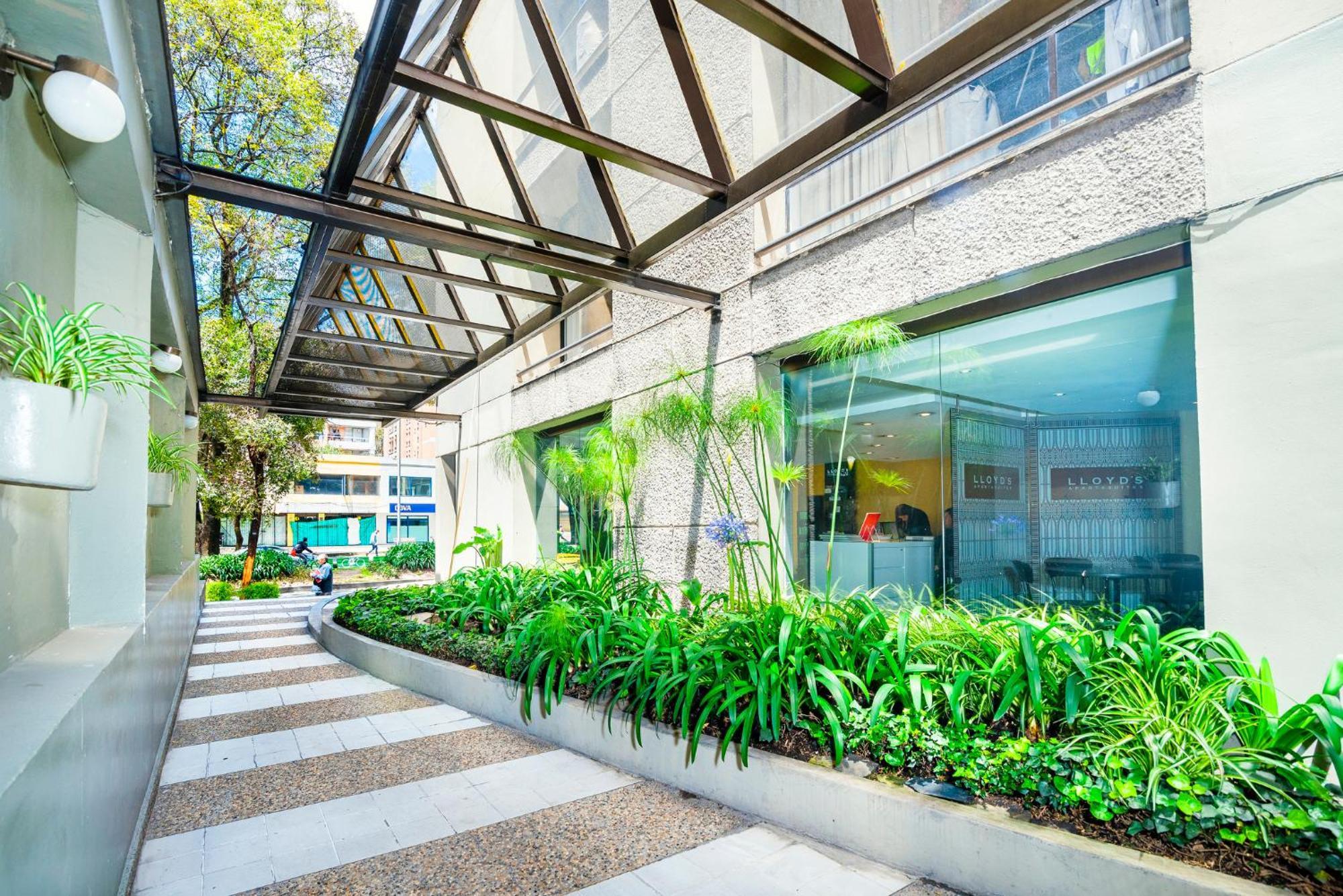 Lloyds Apartasuites Parque 93 Bogota Exterior photo