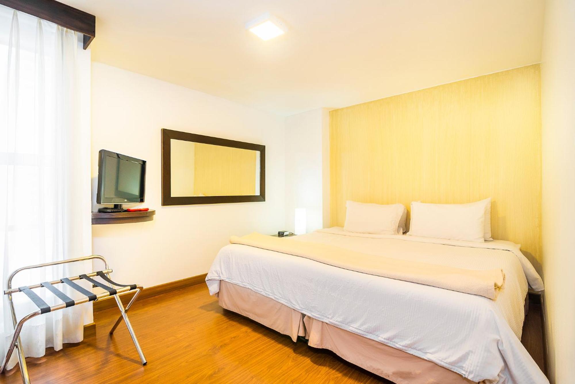 Lloyds Apartasuites Parque 93 Bogota Exterior photo