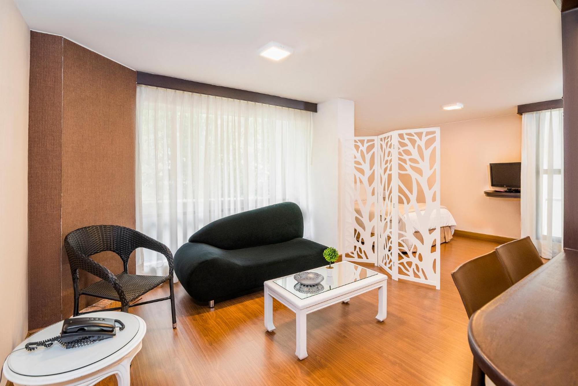 Lloyds Apartasuites Parque 93 Bogota Exterior photo